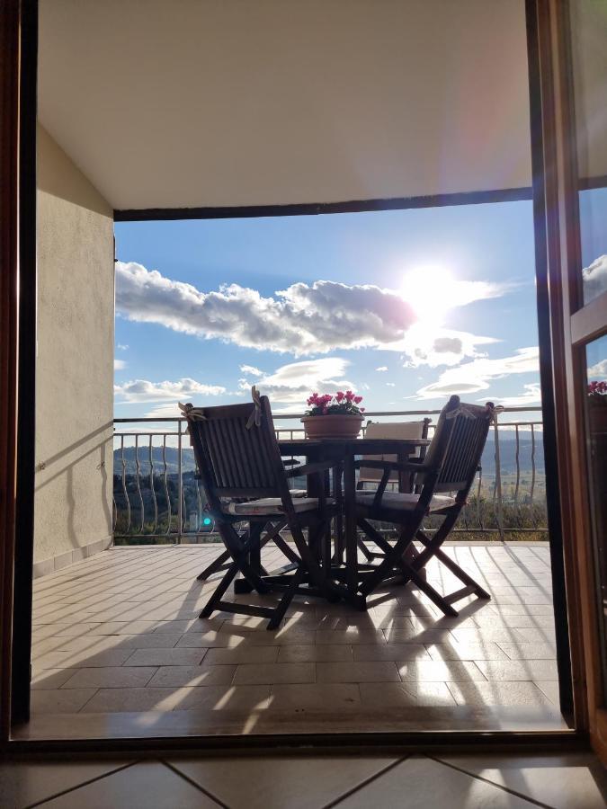 Nickyhouse Holiday Home Giffoni Sei Casali Luaran gambar