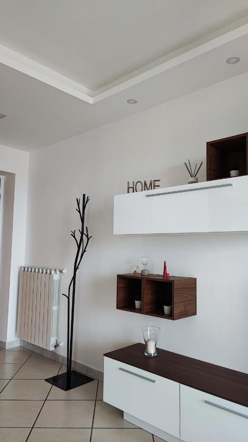 Nickyhouse Holiday Home Giffoni Sei Casali Luaran gambar