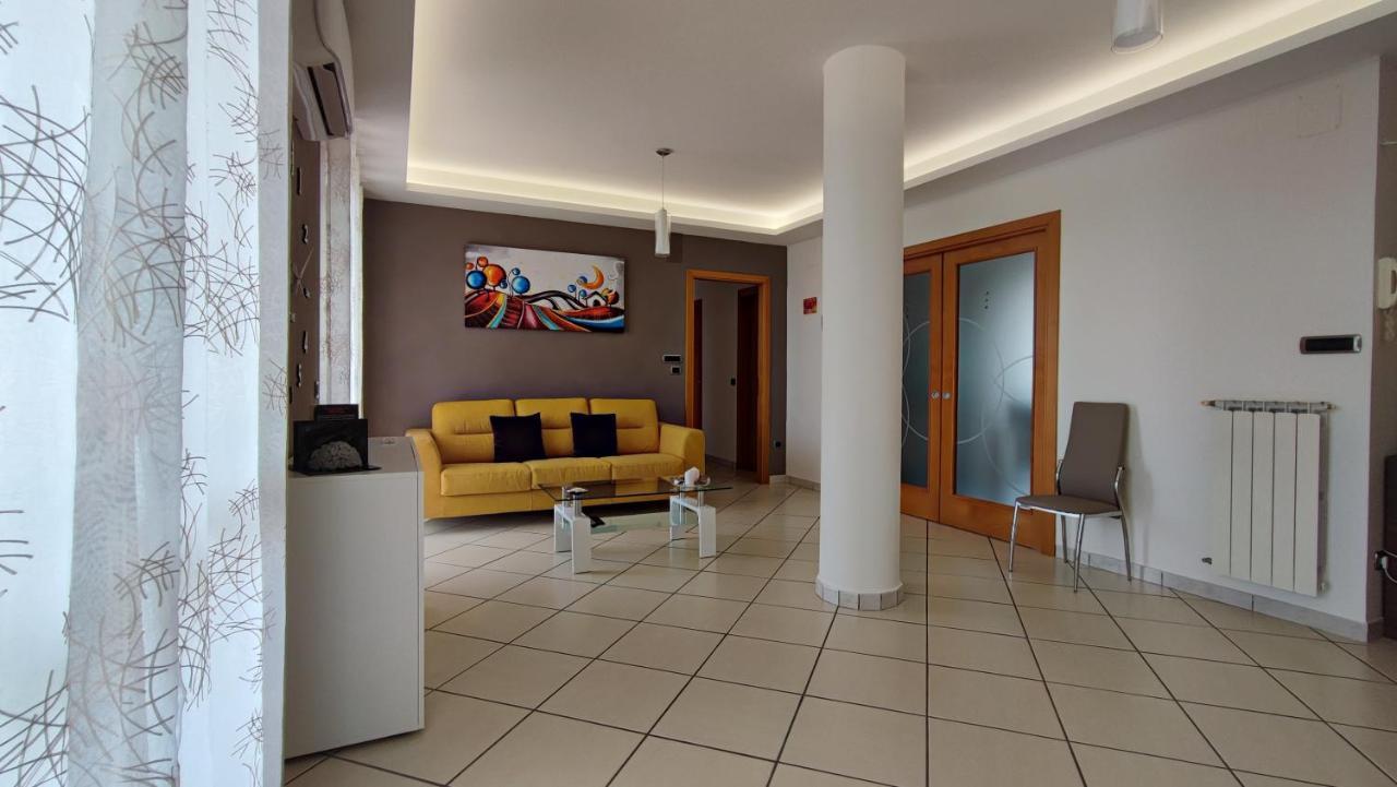 Nickyhouse Holiday Home Giffoni Sei Casali Luaran gambar