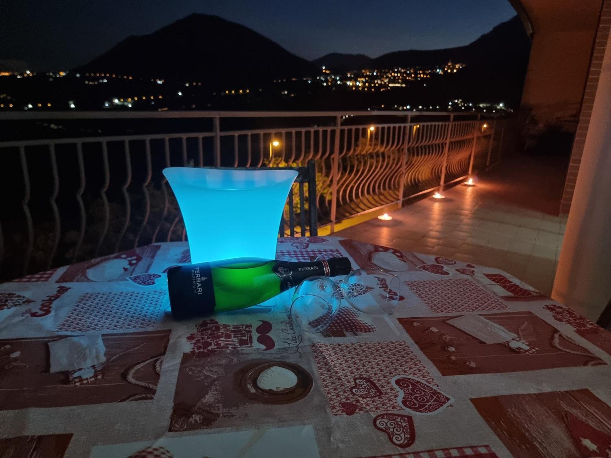 Nickyhouse Holiday Home Giffoni Sei Casali Luaran gambar